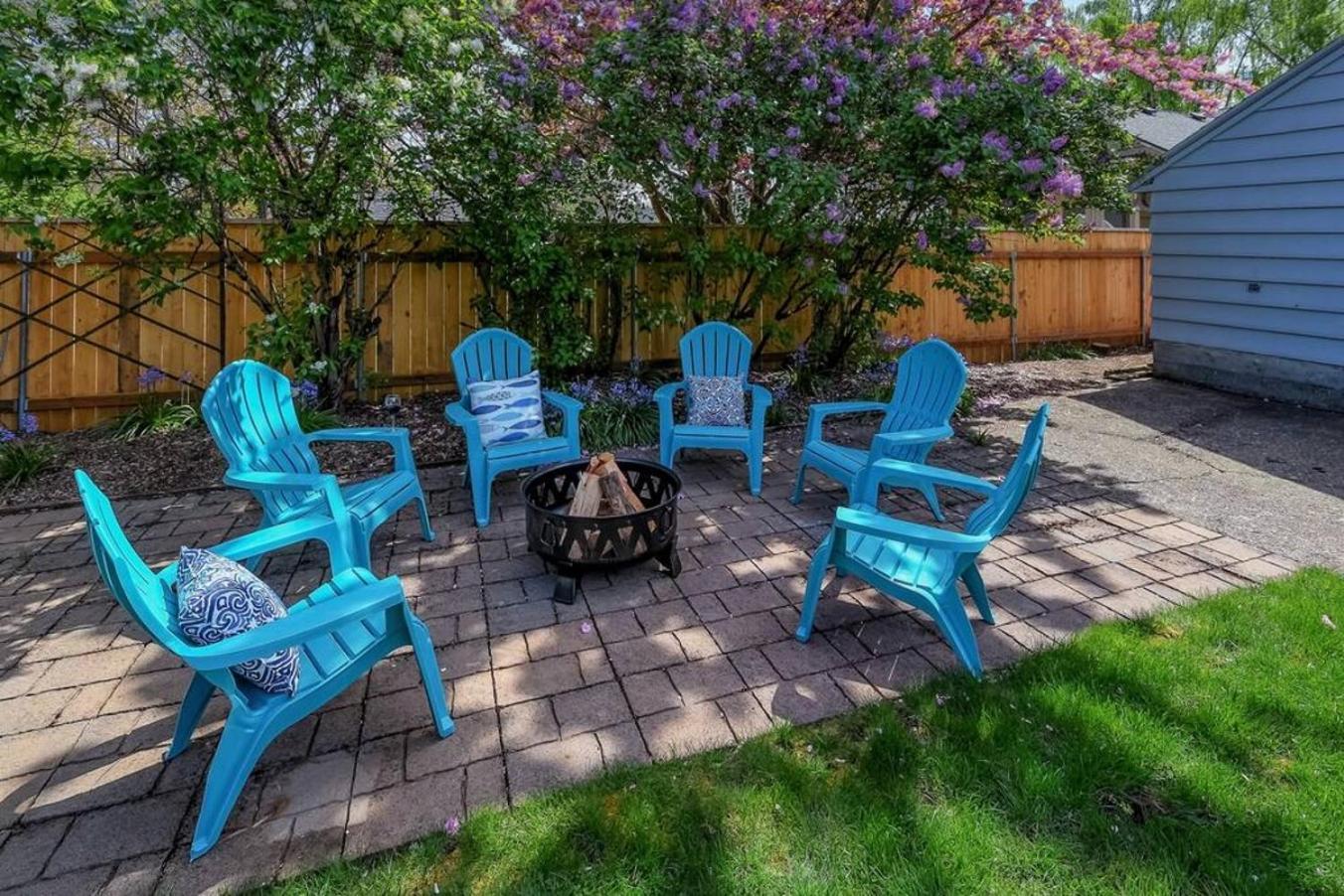 Style Meets Comfort In Beautiful Design Vancouver Exteriér fotografie